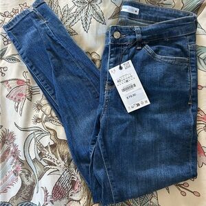 Classic nwt zara Blue Denim Women's skinny Jeans